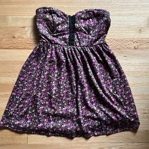 Floral sleeveless dress